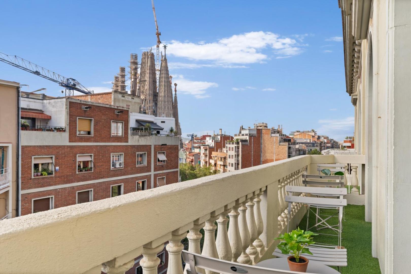 Suite Home Sagrada Familia Barcelona Exterior photo