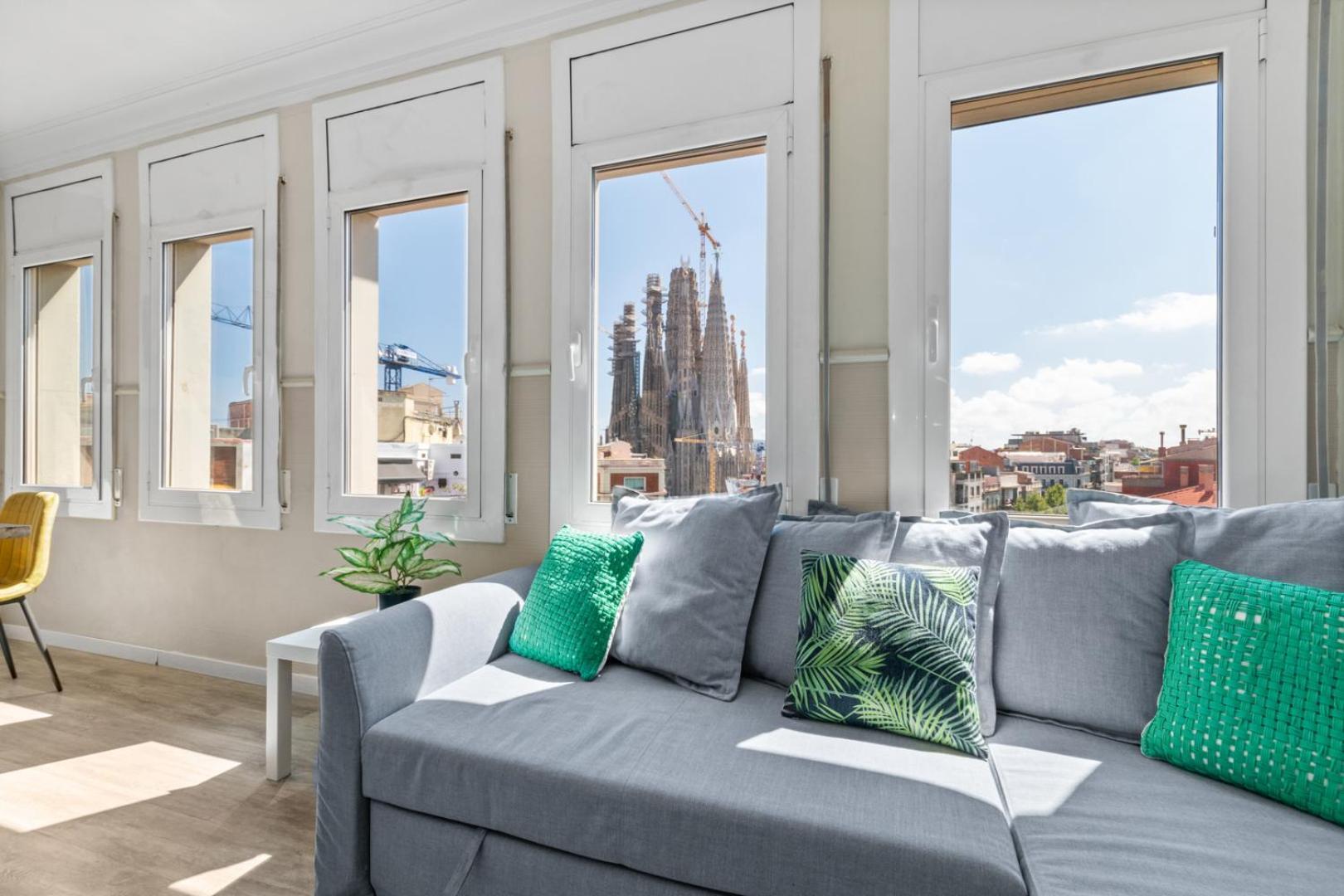 Suite Home Sagrada Familia Barcelona Exterior photo